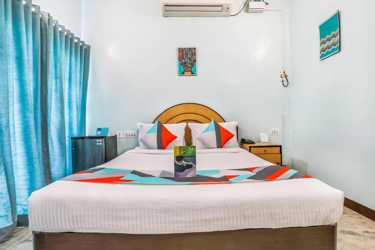 Fabexpress Santhi Inn - Near Promenade Beach Pondichéry Extérieur photo