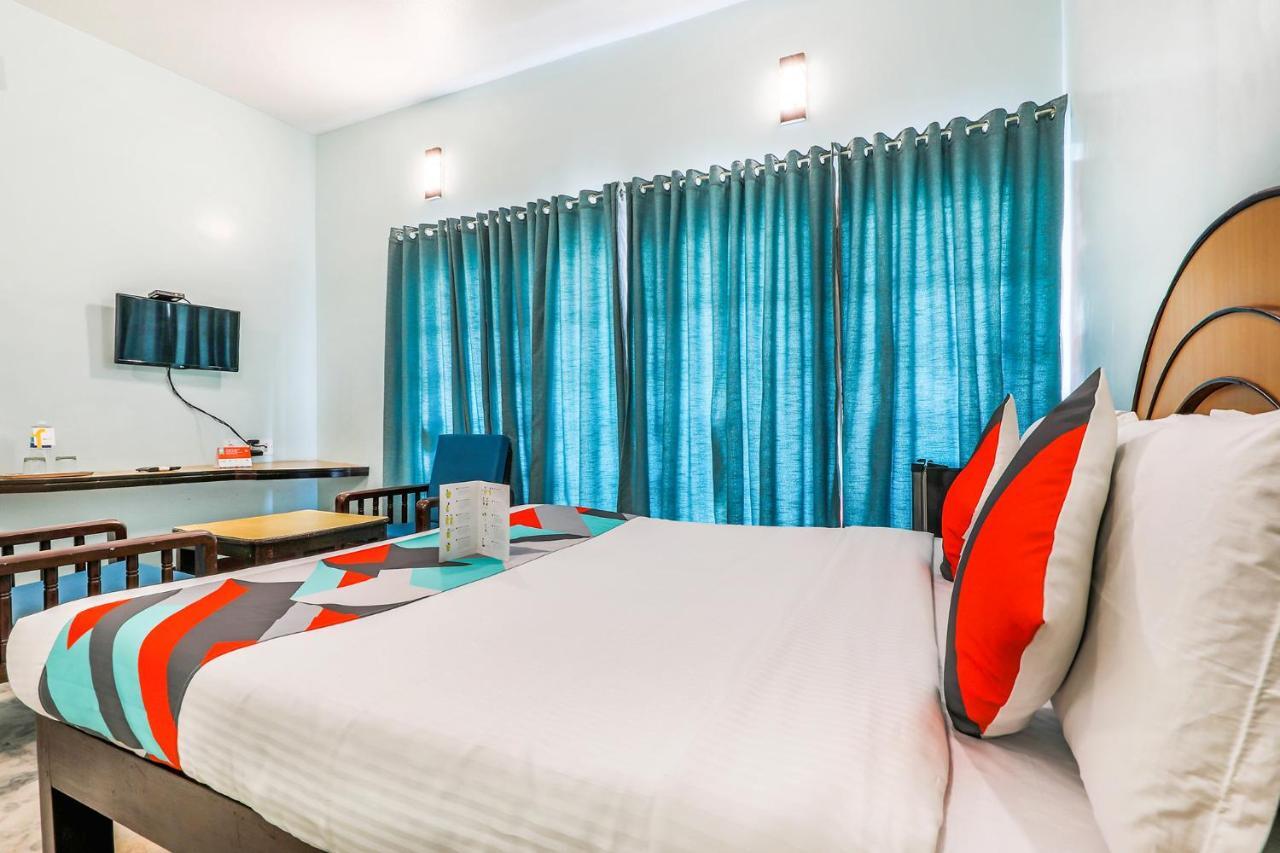 Fabexpress Santhi Inn - Near Promenade Beach Pondichéry Extérieur photo