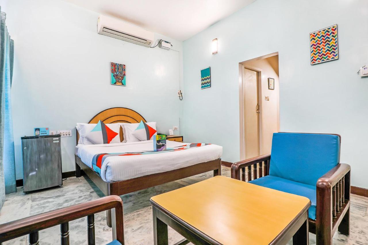 Fabexpress Santhi Inn - Near Promenade Beach Pondichéry Extérieur photo